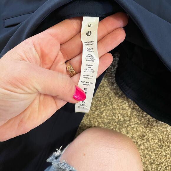 Lululemon Luxtreme Mid-Rise Straight-Leg Trouser - Navy - Medium - Picture 5 of 9